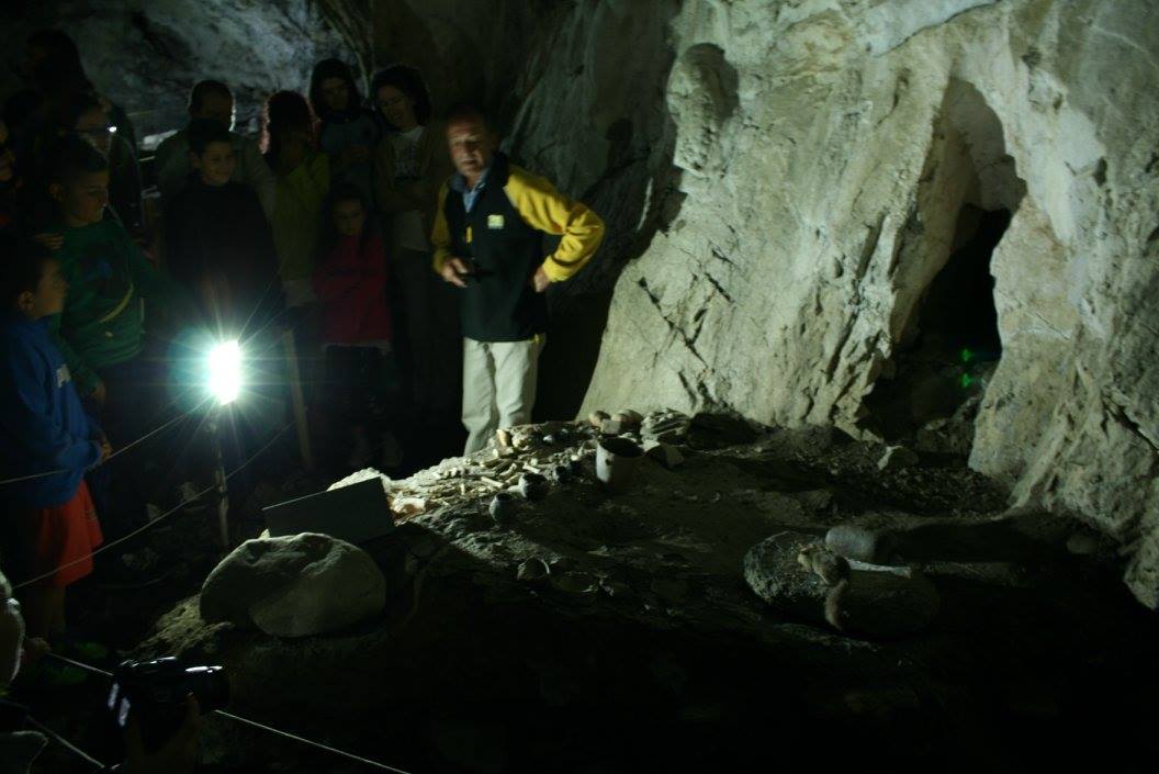 Yagodinska cave